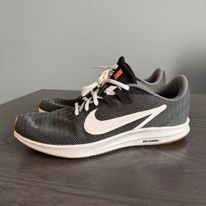 Nike Men’s Downshifter 9 SE Black White Running Sneakers Shoe Size 13